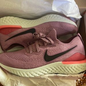 Nike Epic React Flyknit 2